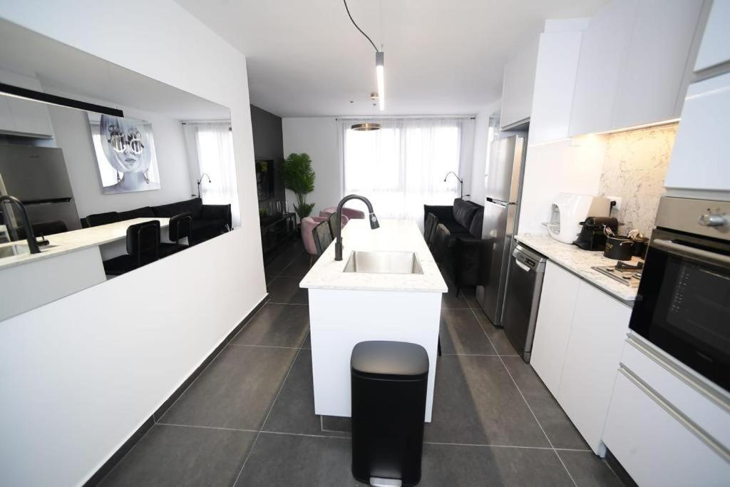 Z-32 Luxury Boutique דירה אילת